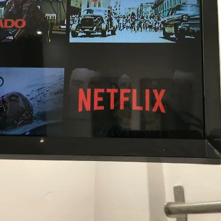 La Joya De La Caleta. A 60 Mts Playa. *