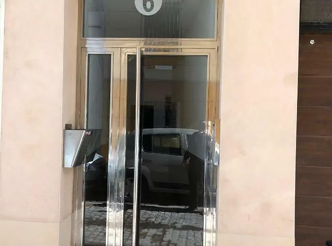 Apartamento La Joya De La Caleta. A 60 Mts Playa.